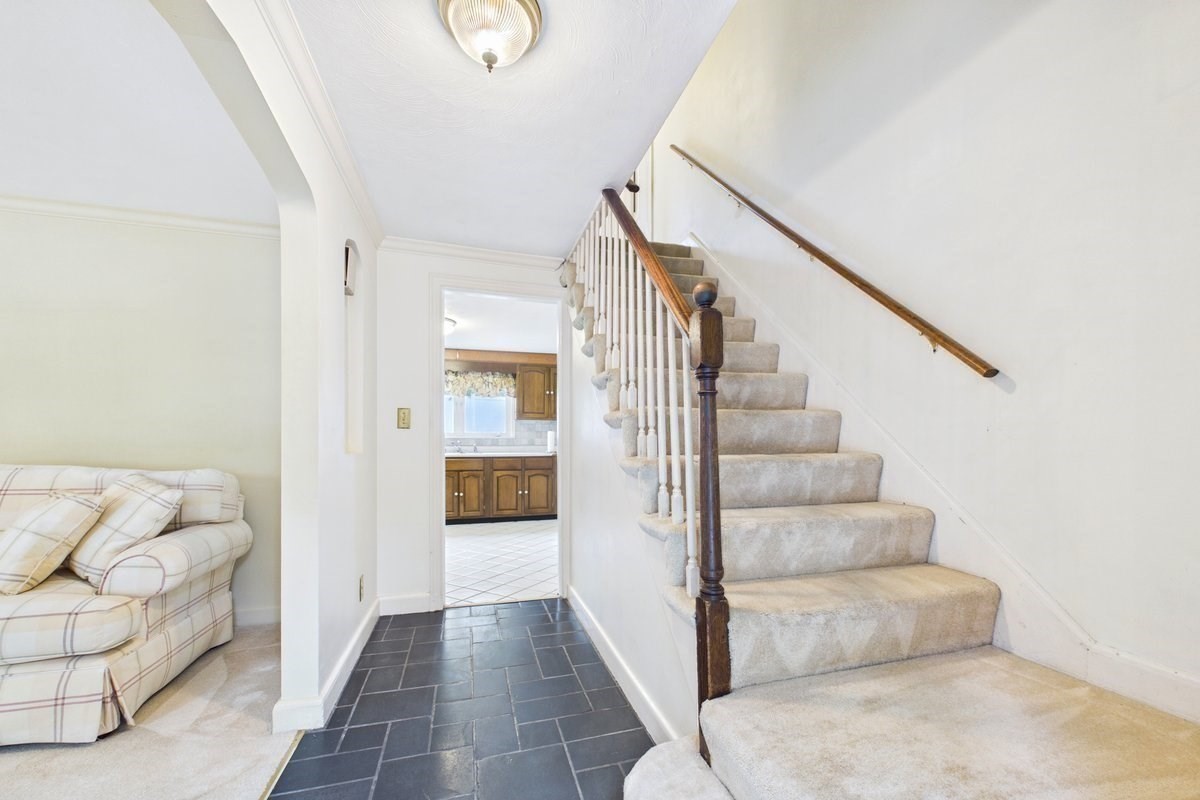 30 Manor Road Property Photo 21