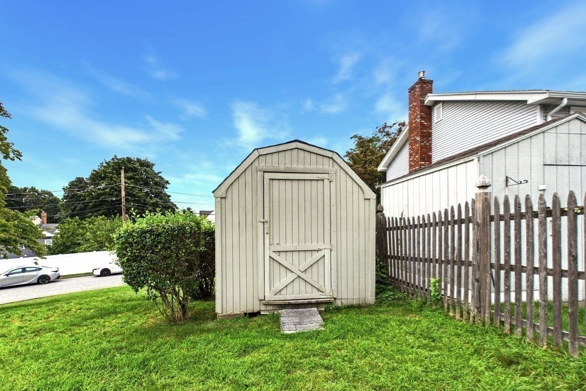 30 Manor Road Property Photo 32