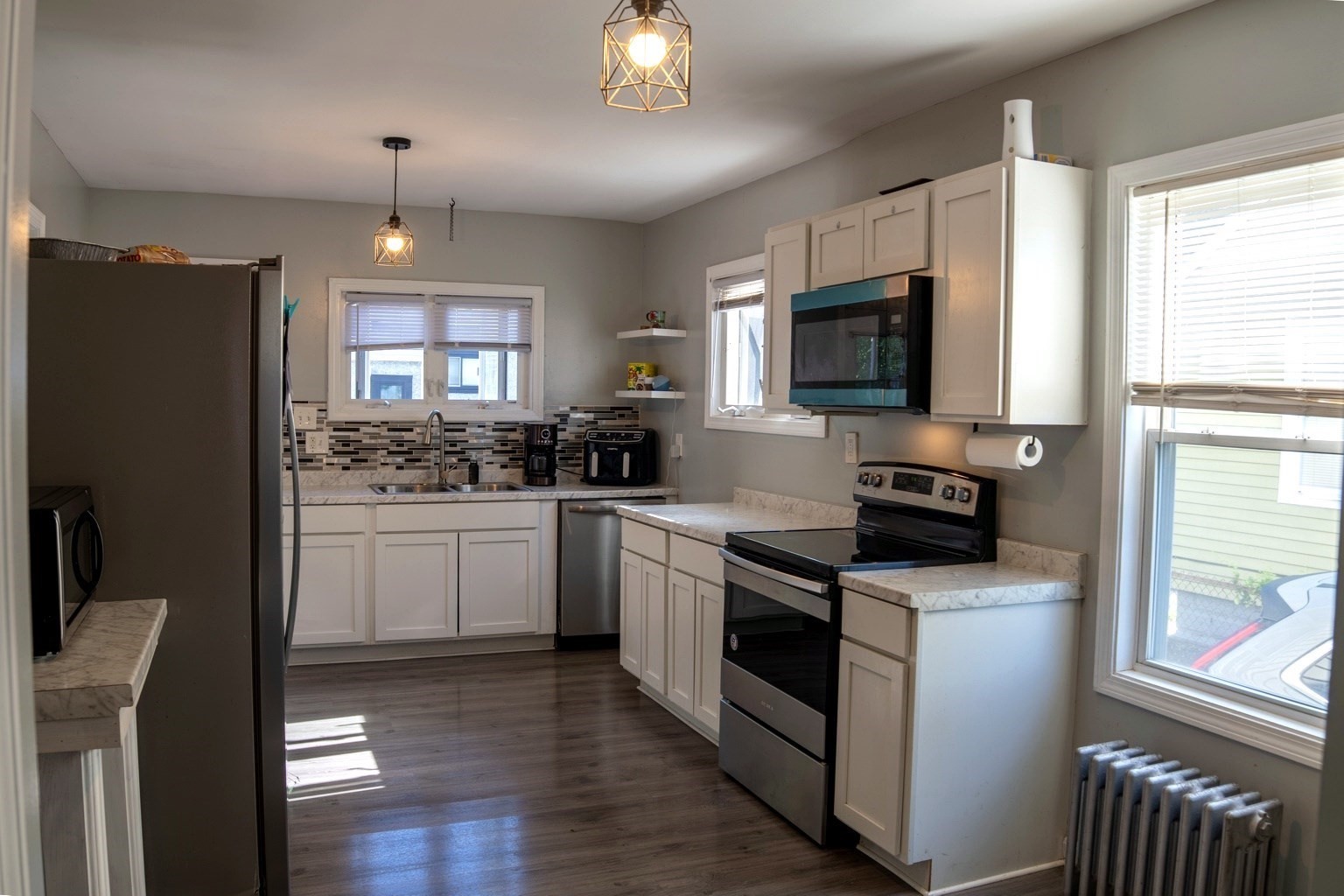 1388 Bay St Property Photo 19