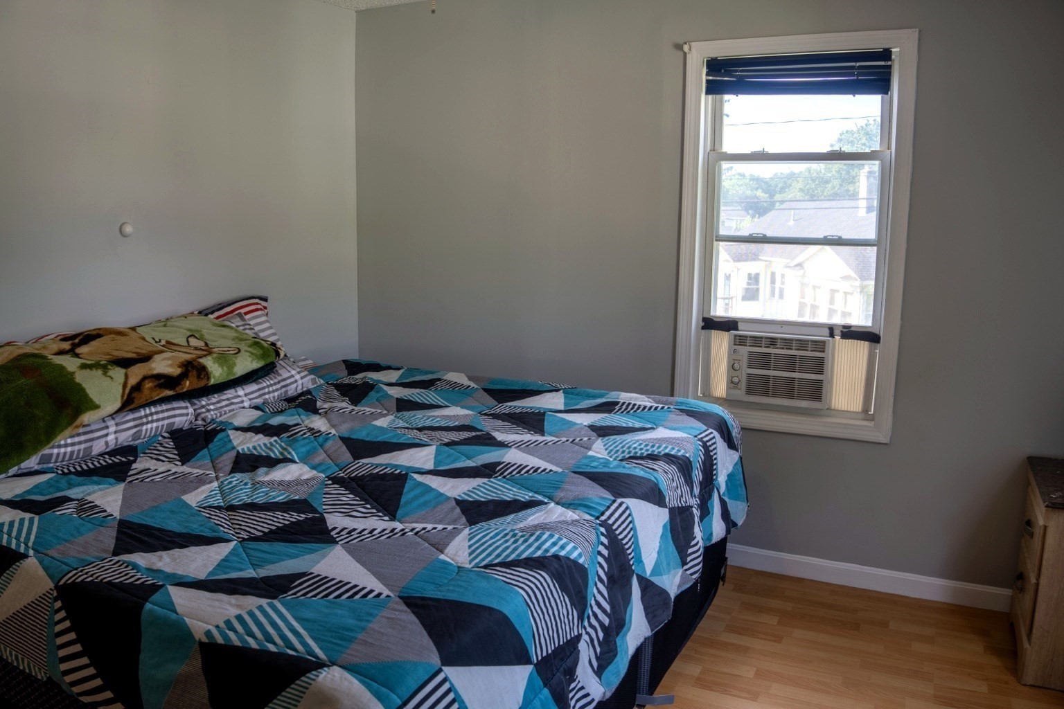 1388 Bay St Property Photo 34