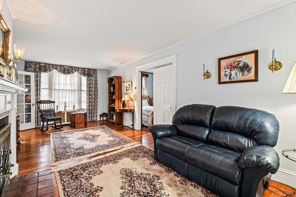 3 Roosevelt Road Property Photo 16
