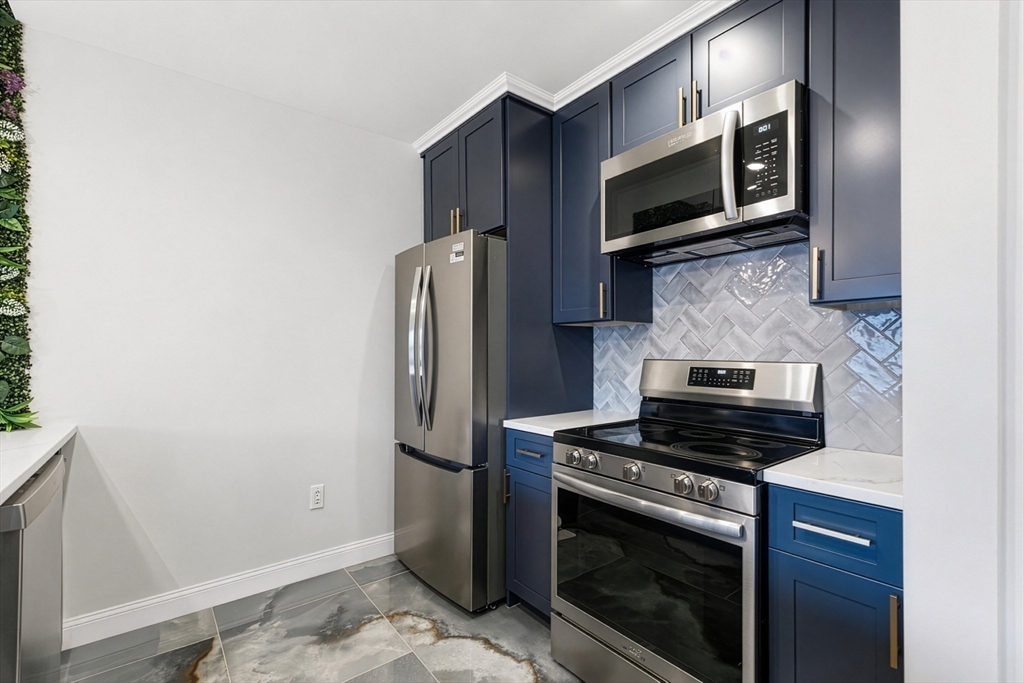465 Massachusetts Ave # 4 Property Photo 10