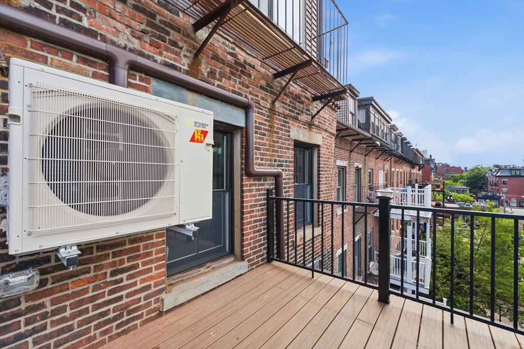 465 Massachusetts Ave # 4 Property Photo 17