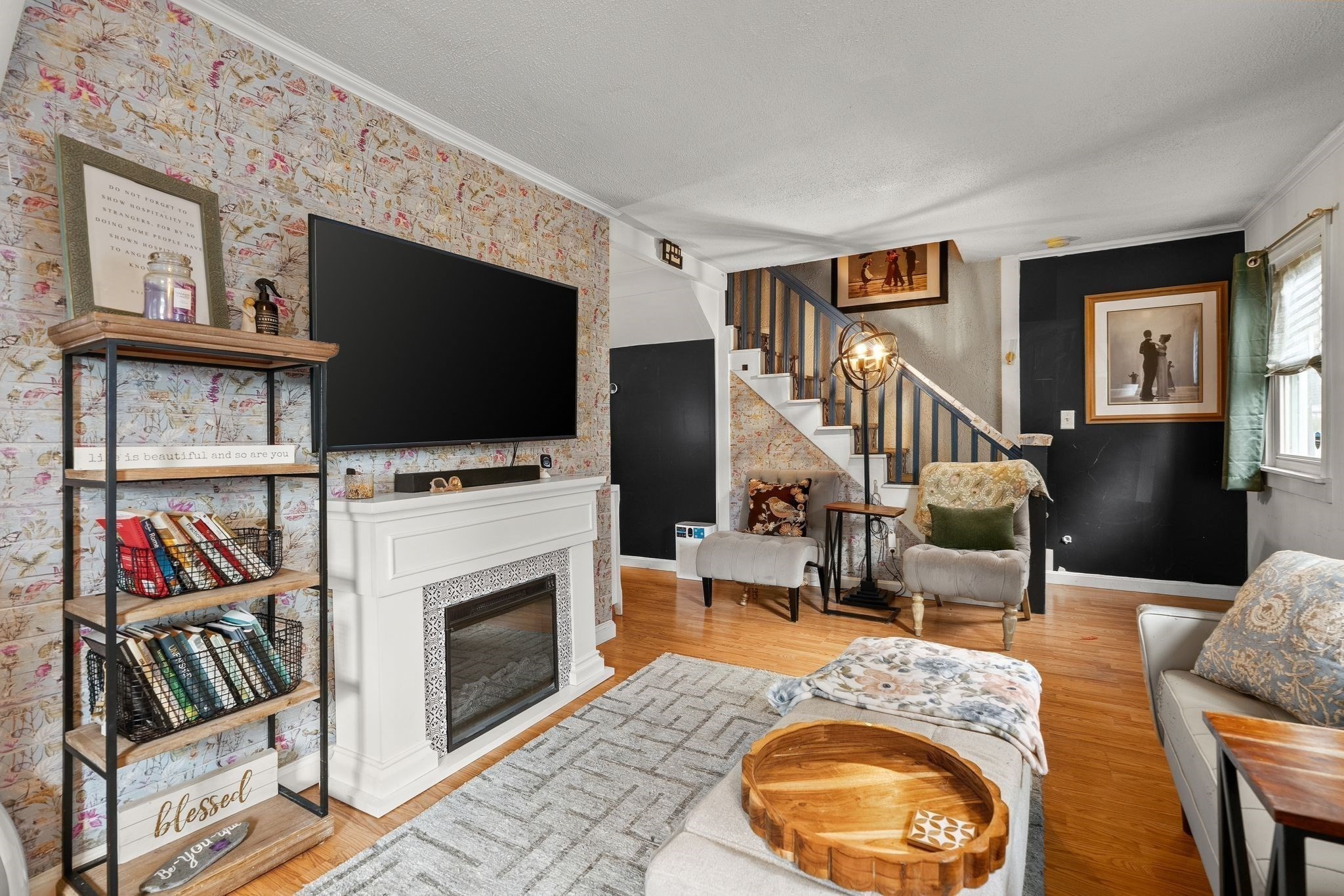 39 Macy St Property Photo 3