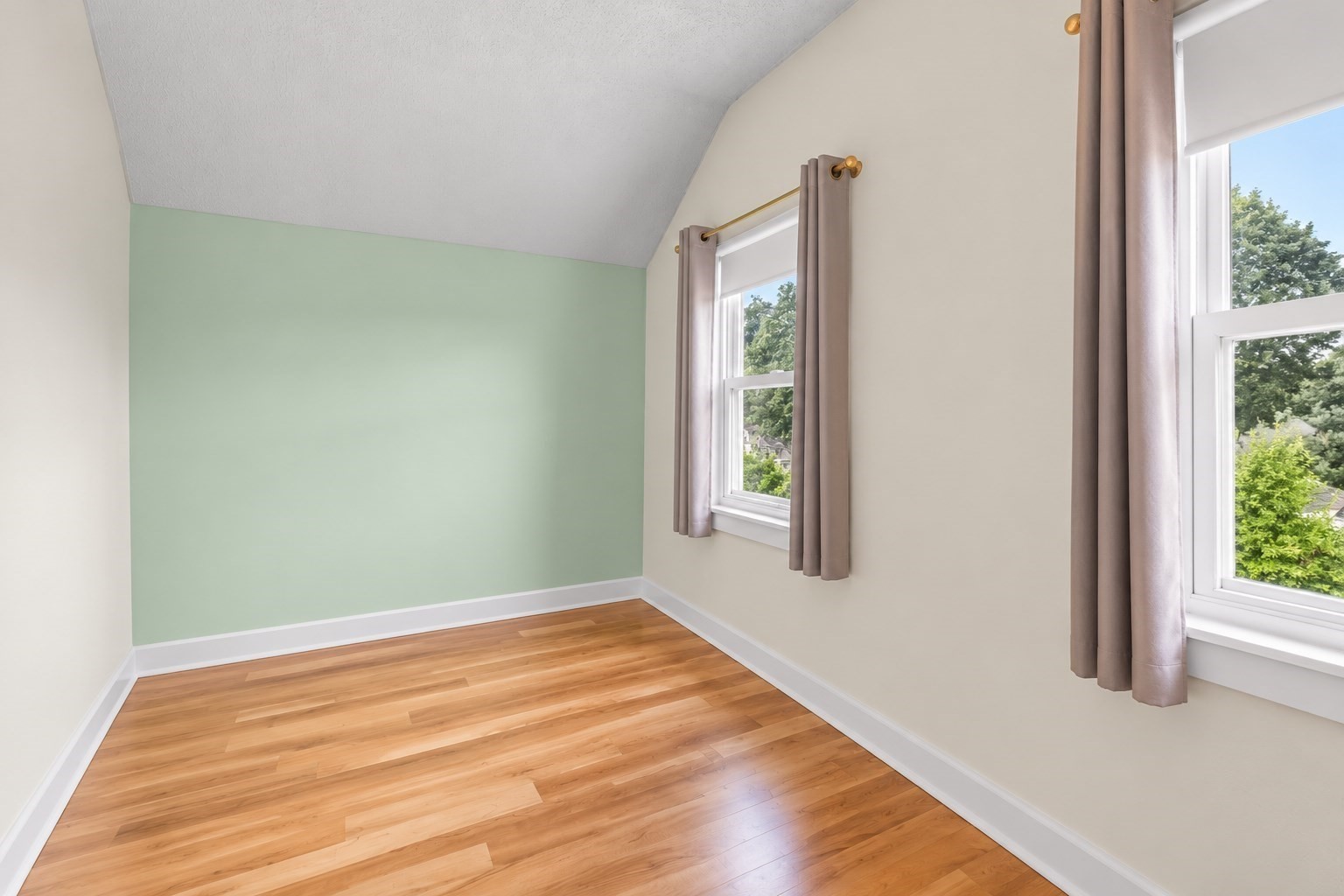 39 Macy St Property Photo 16
