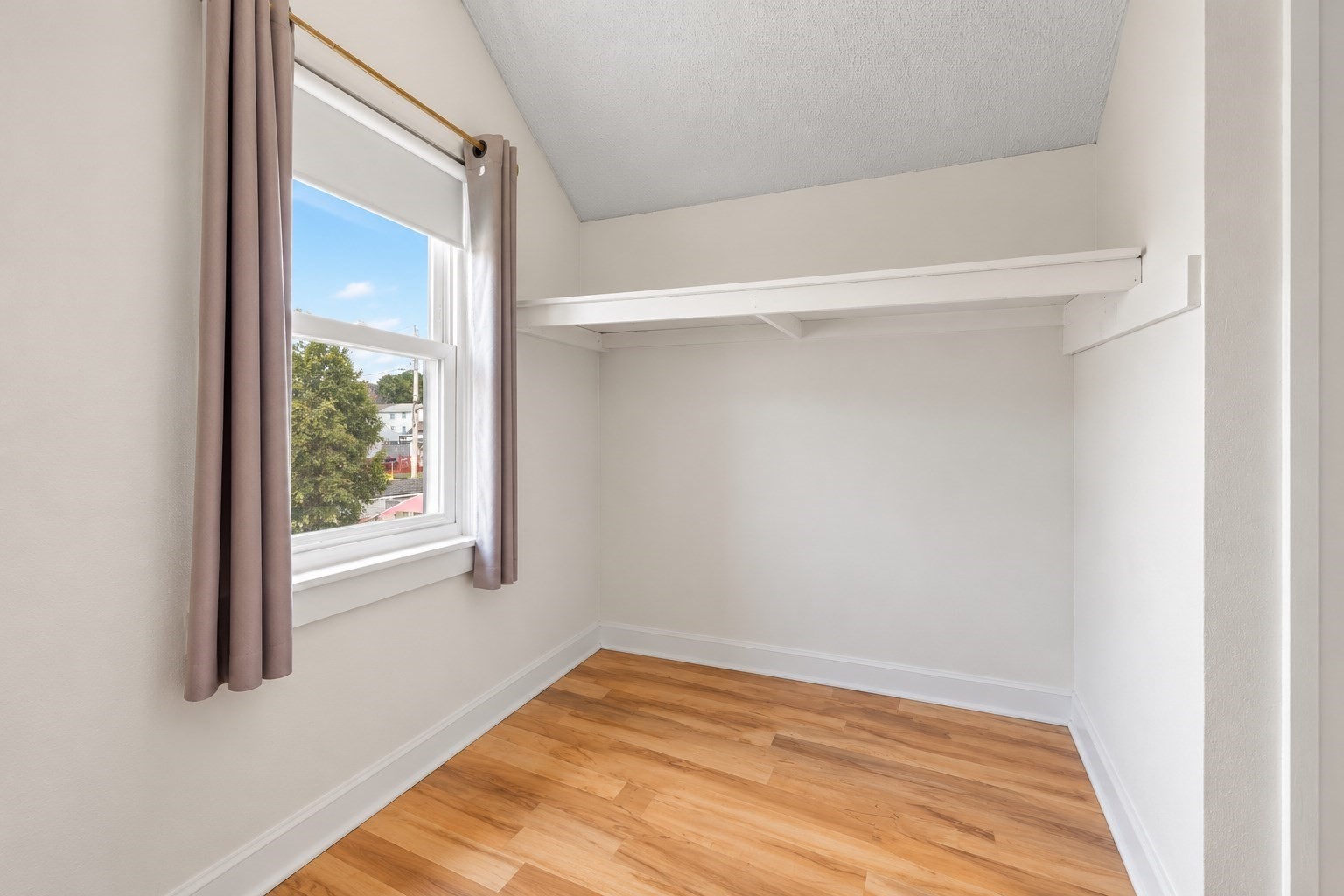 39 Macy St Property Photo 17