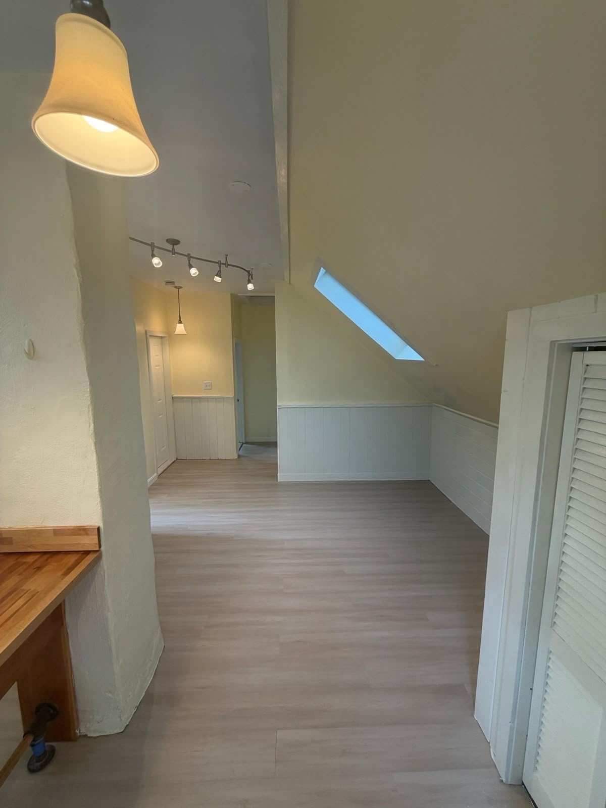 1 Thingvalla Ave # 3 Property Photo 1