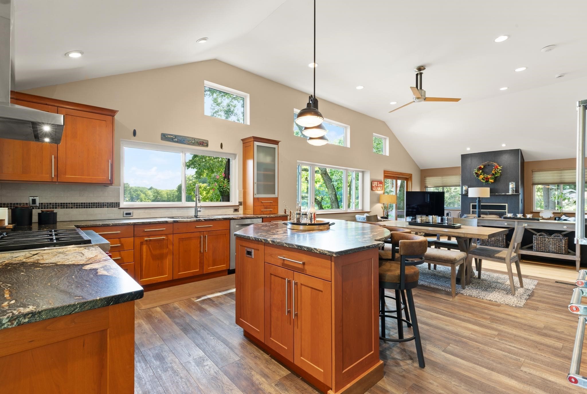 4 Minot Ave Property Photo 7