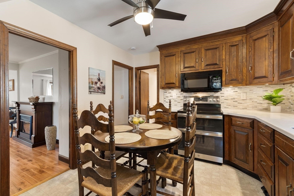 12 Williams Street Property Photo 5