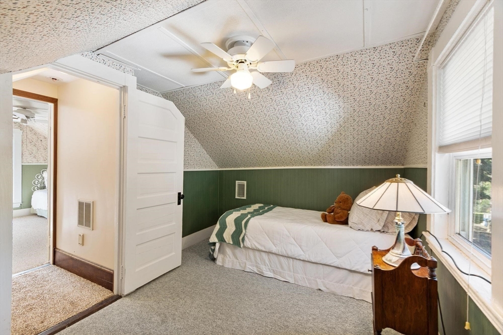 12 Williams Street Property Photo 15