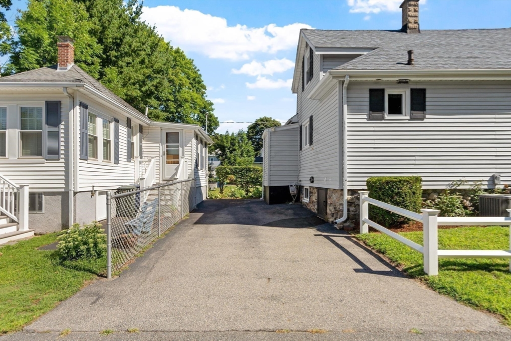 12 Williams Street Property Photo 19