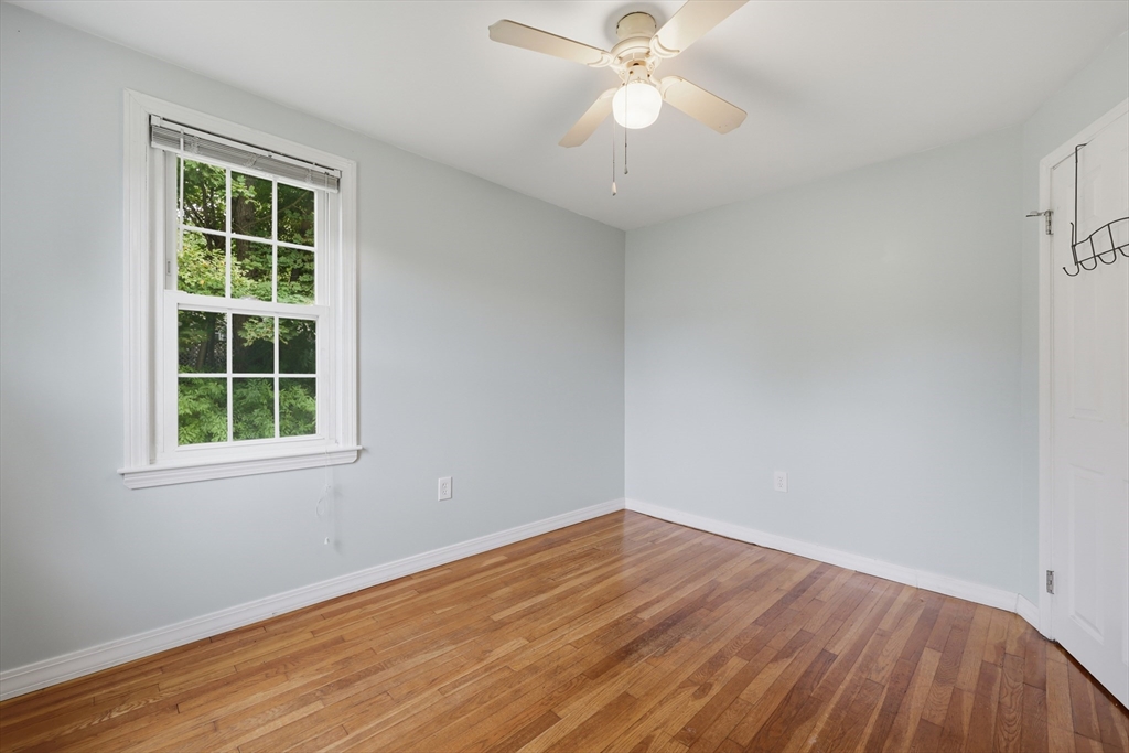 51 Lee Ave. Property Photo 18