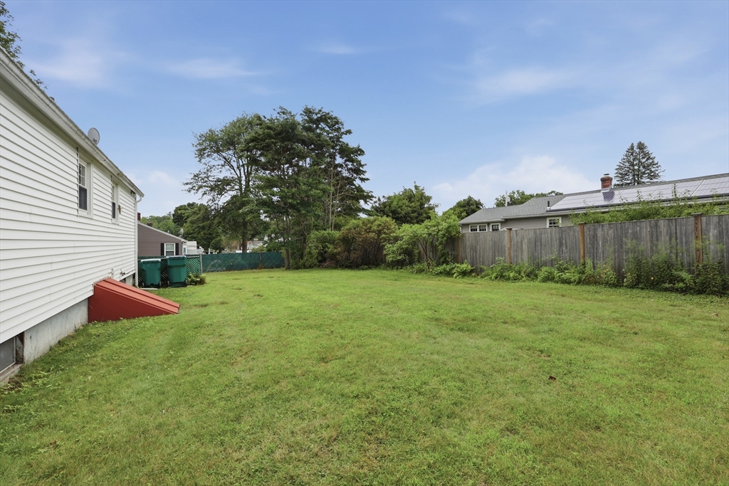 51 Lee Ave. Property Photo 32