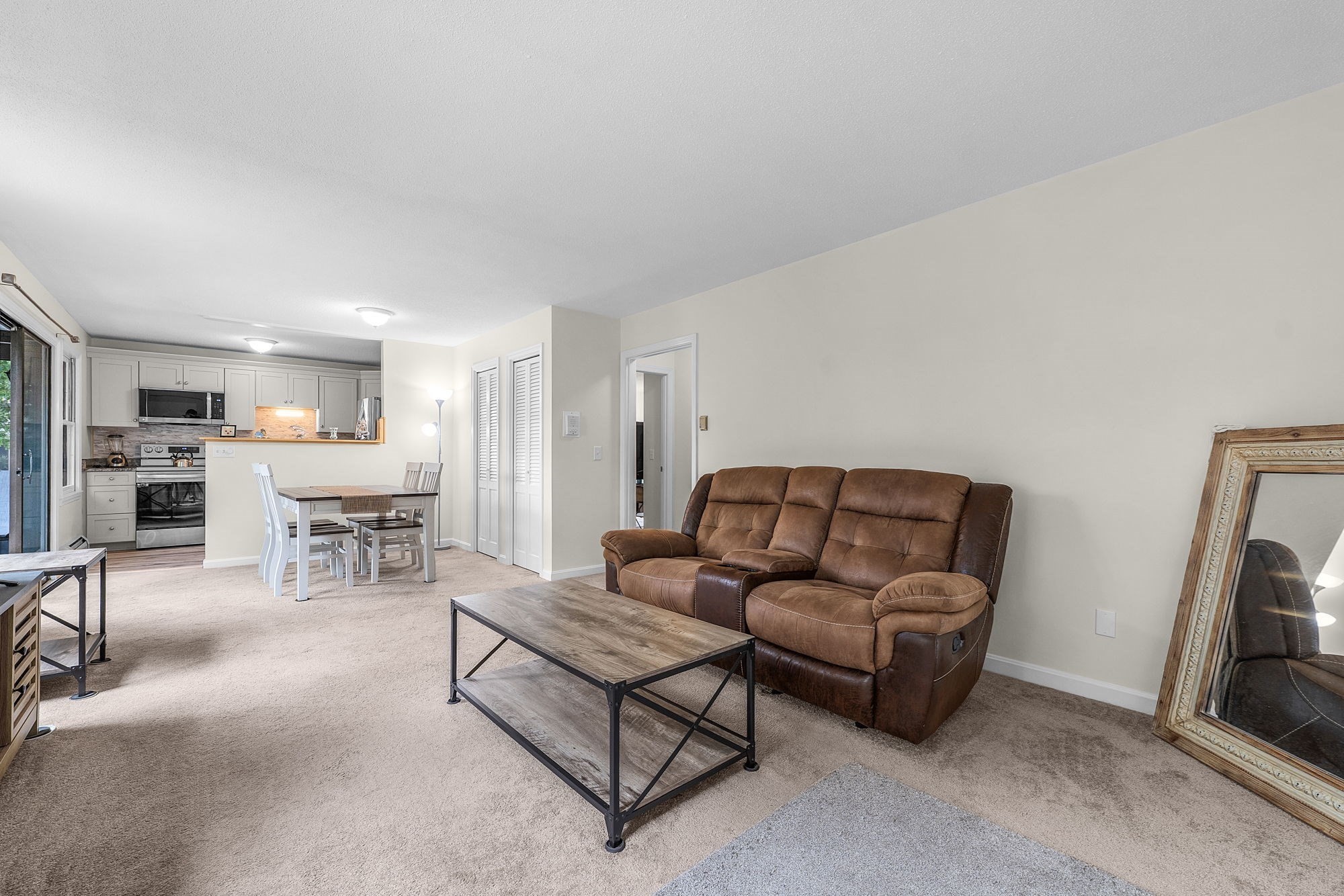 14 Harold # 2c Property Photo 5