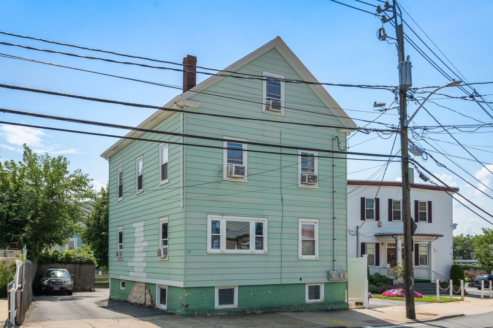 71 Tremont Street Property Photo 1
