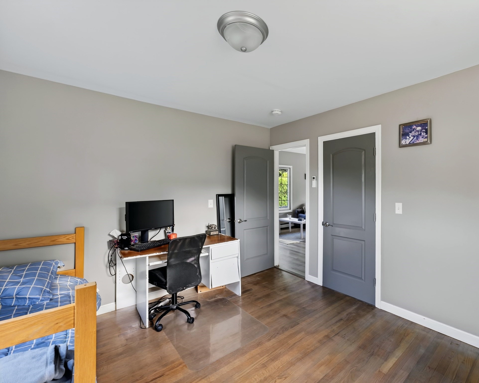 413 Kennedy St Property Photo 6