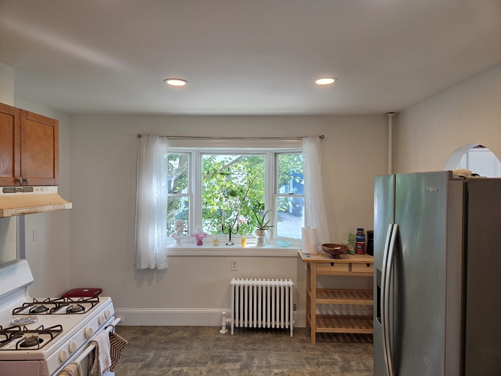 11 Prescott St # 1 Property Photo 6