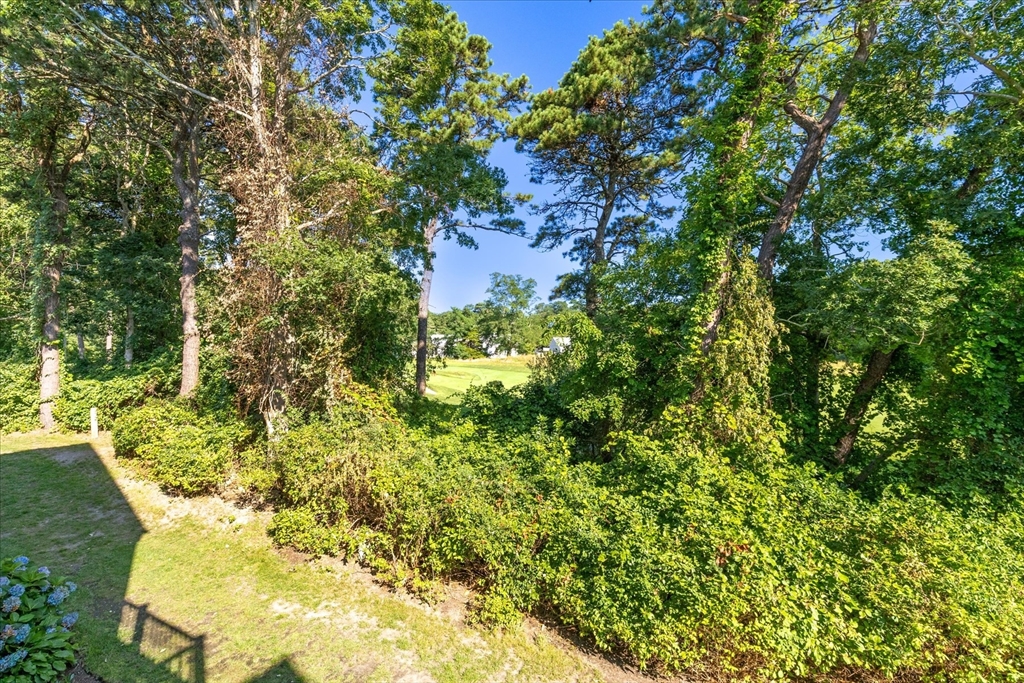 61 Fletcher Ln # F Property Photo 16
