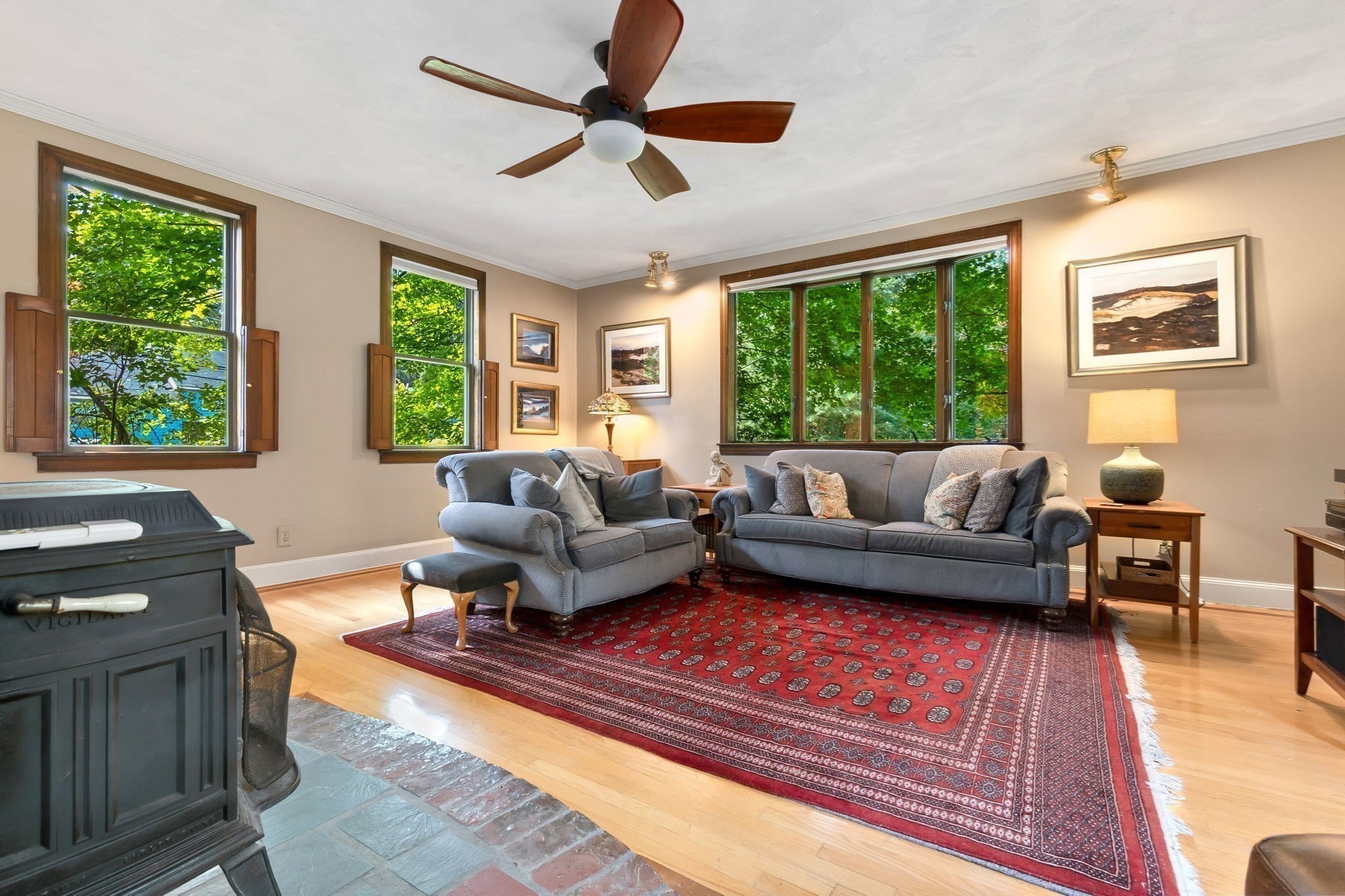 257 Centre Street Property Photo 6
