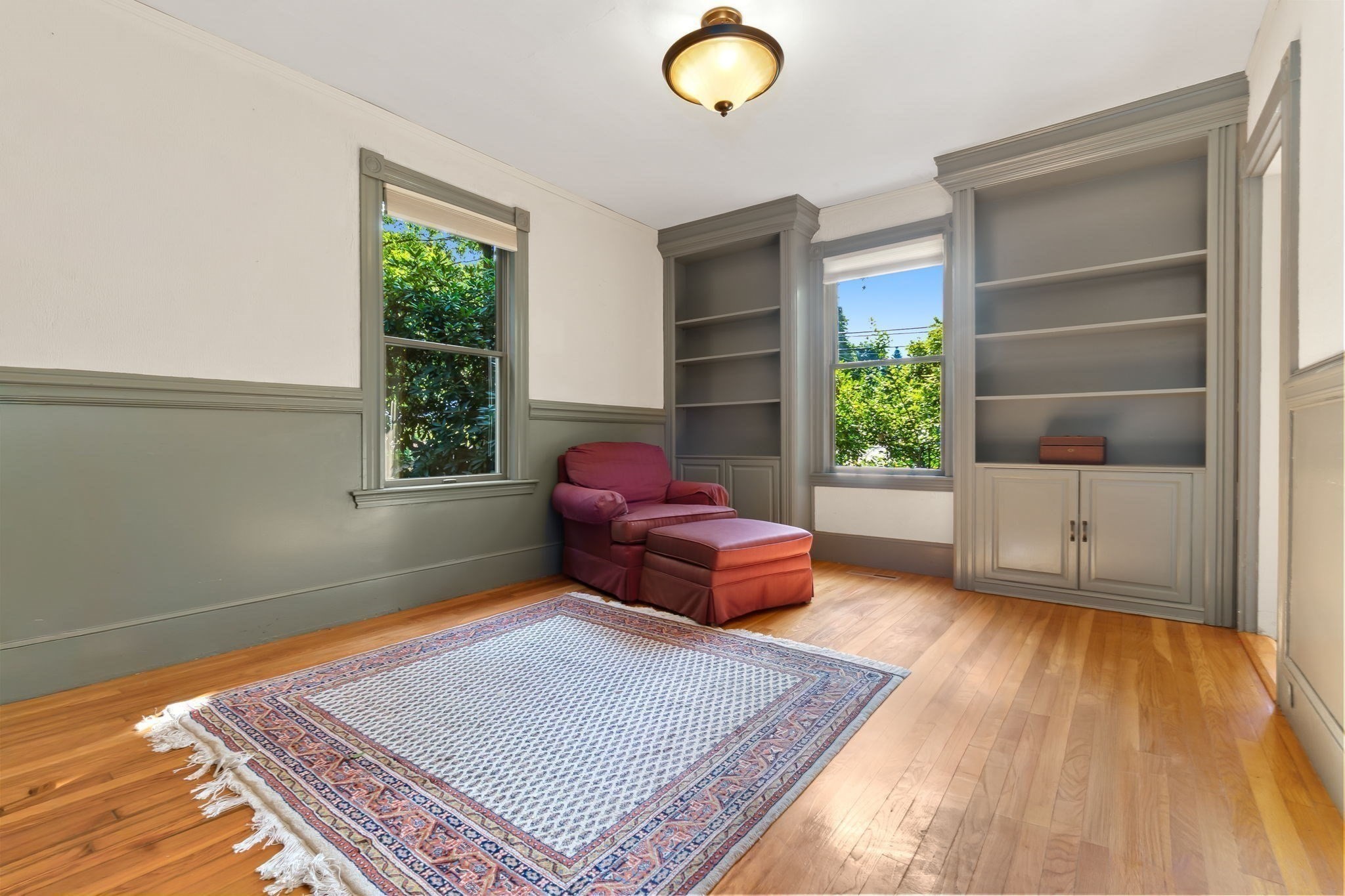 257 Centre Street Property Photo 8