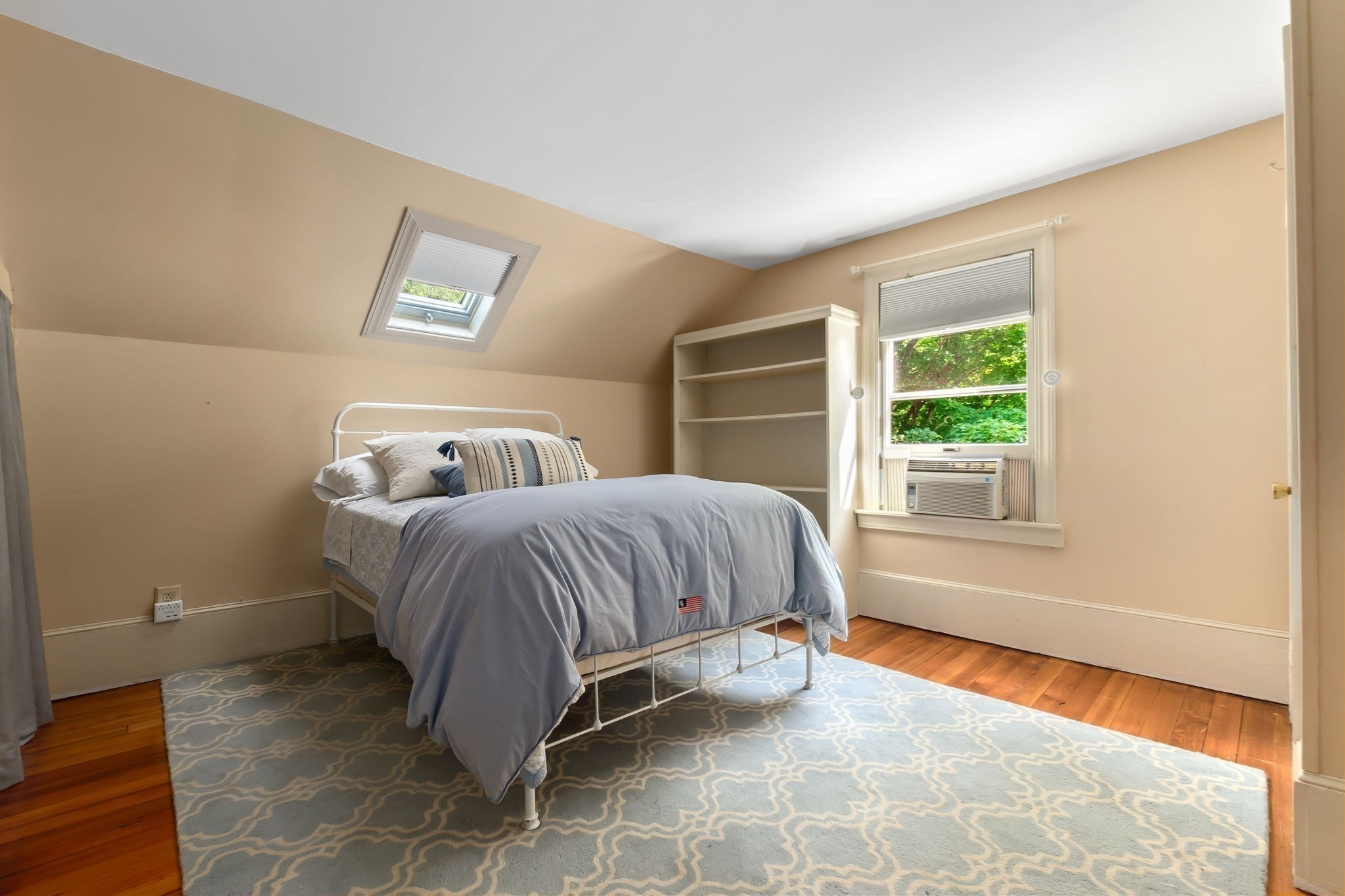 257 Centre Street Property Photo 26