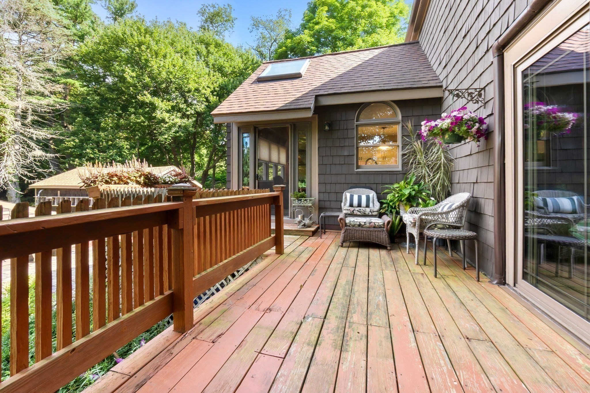 257 Centre Street Property Photo 28