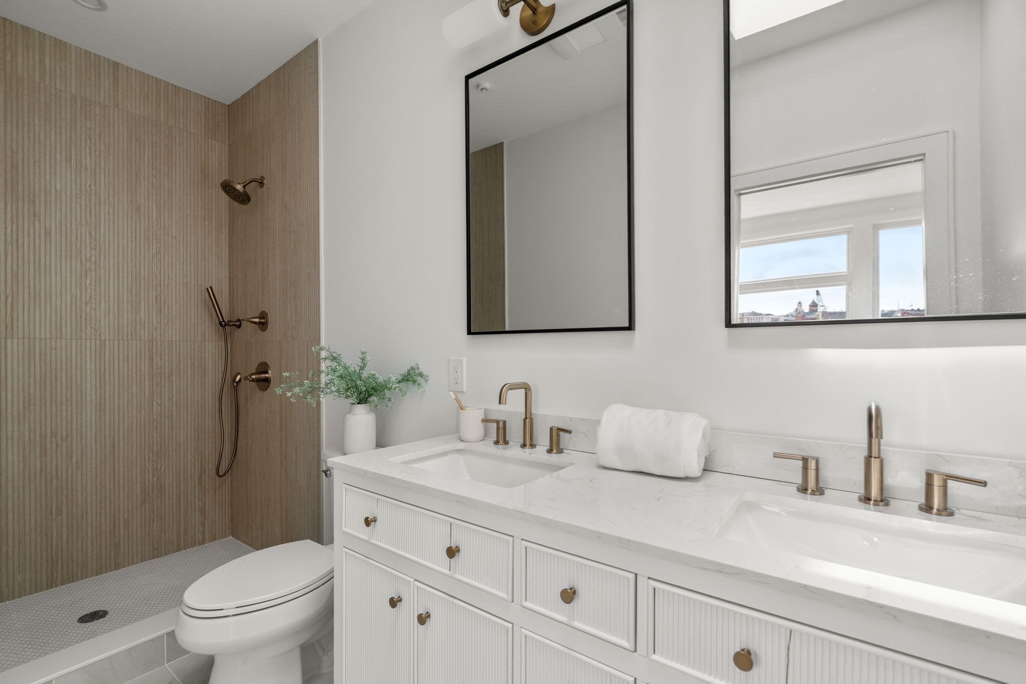 9 Franklin # 2 Property Photo 12
