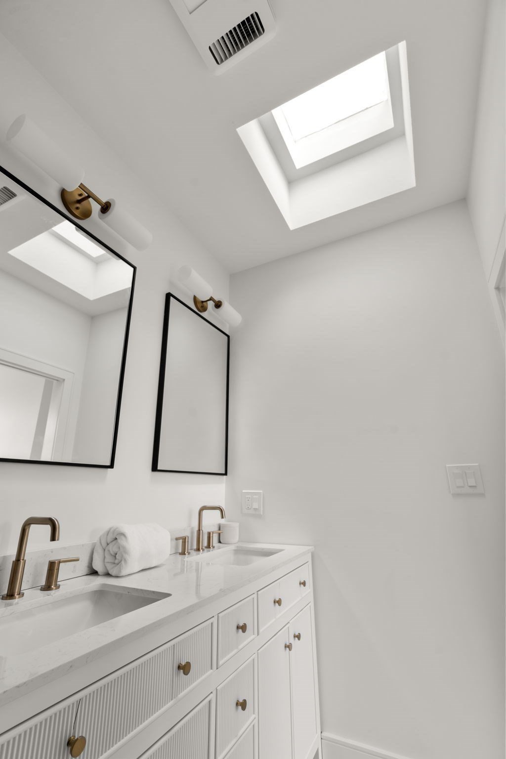 9 Franklin # 2 Property Photo 13
