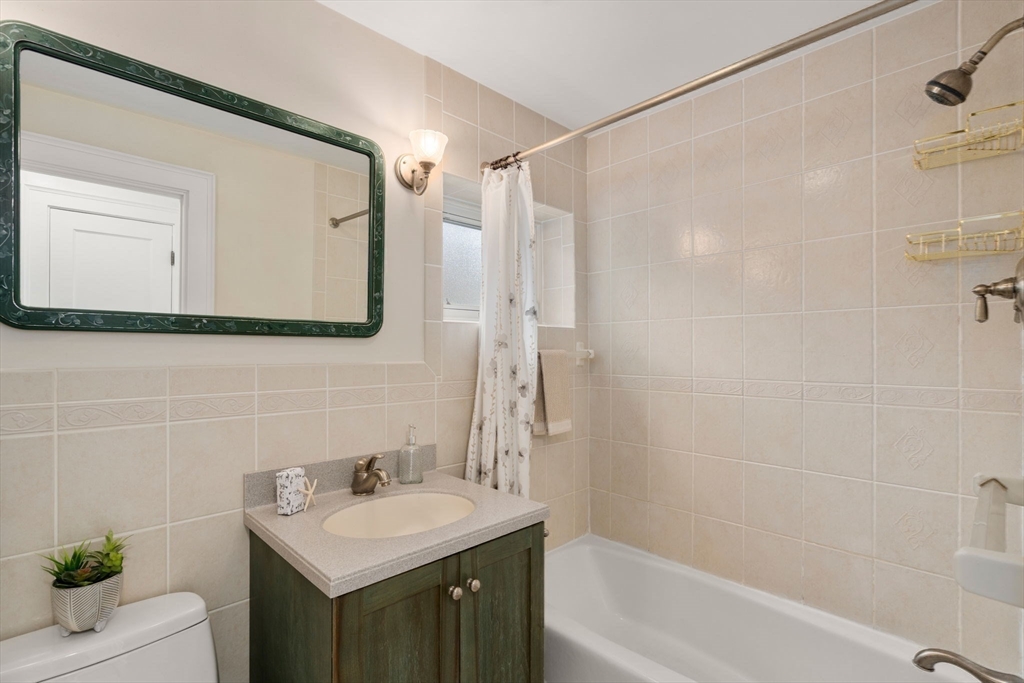 74 Van Ness Road Property Photo 19