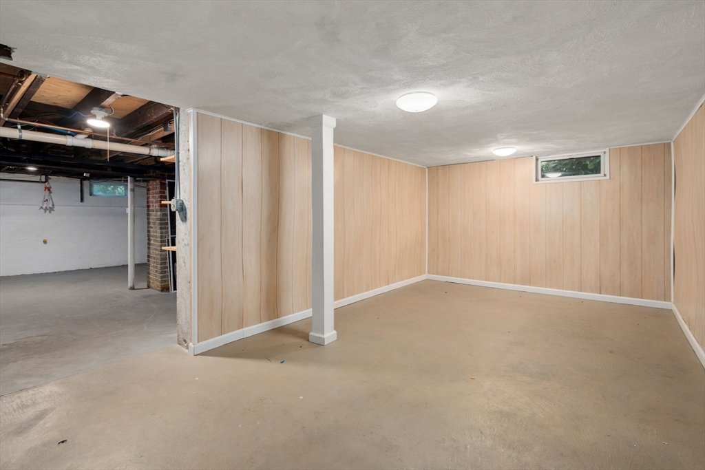 74 Van Ness Road Property Photo 21