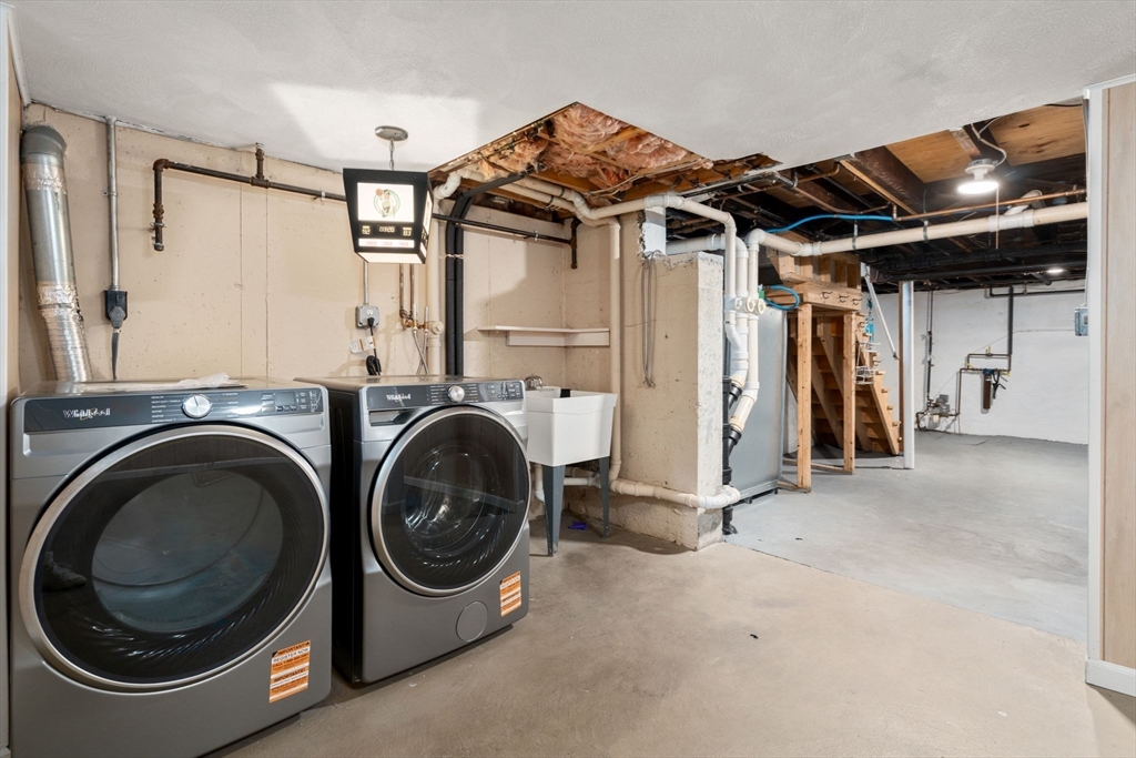 74 Van Ness Road Property Photo 22