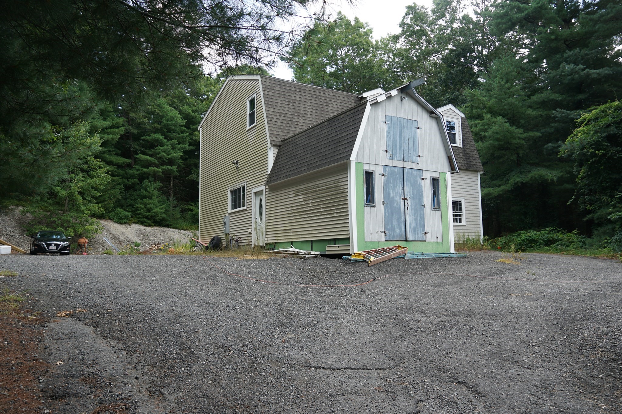 492 Kingman Street Property Photo 6
