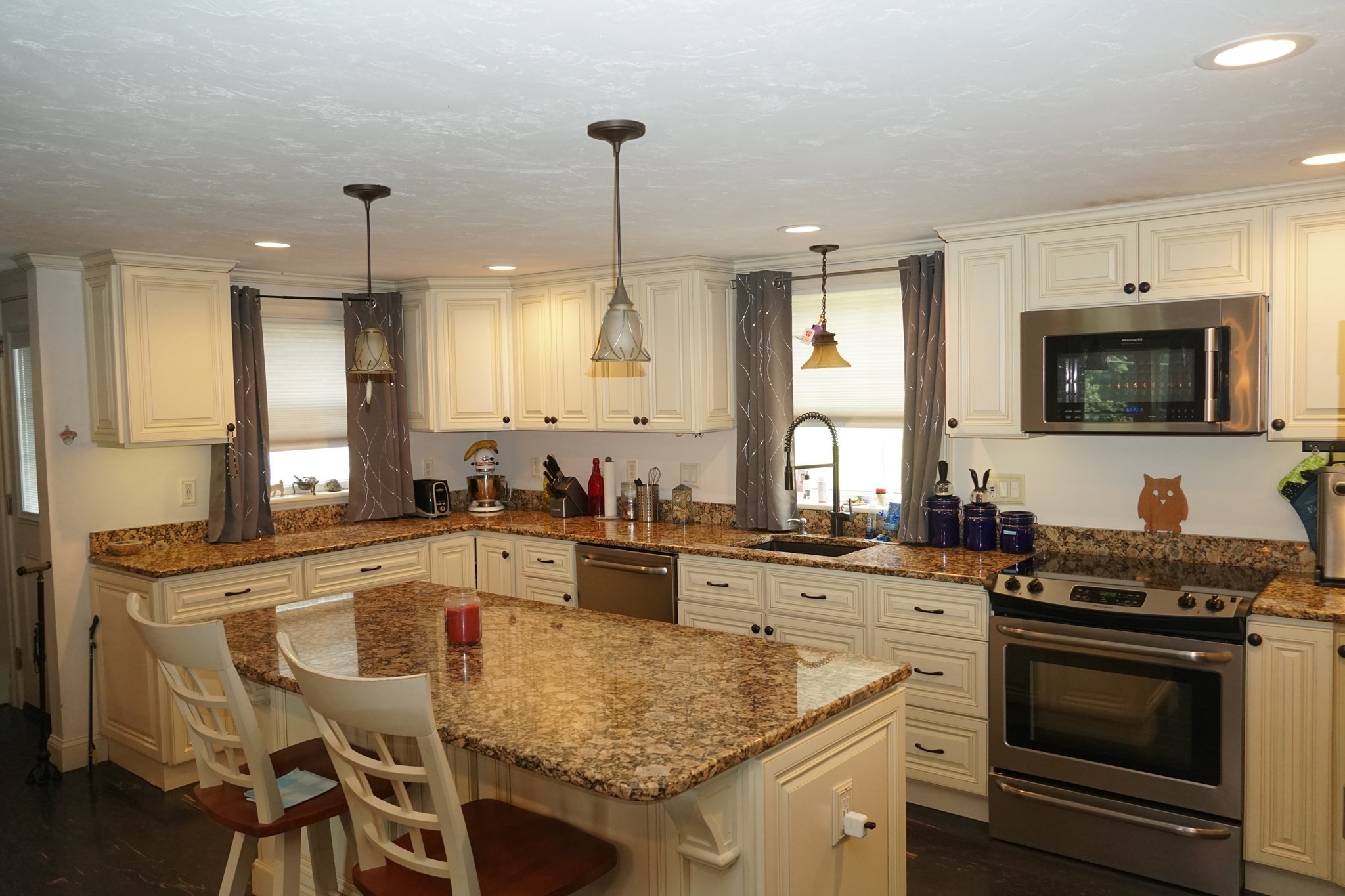 492 Kingman Street Property Photo 13