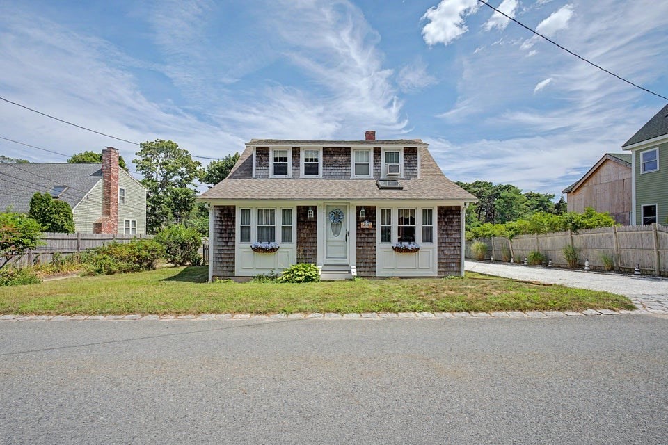 34 Pleasant # 1 Property Photo 1
