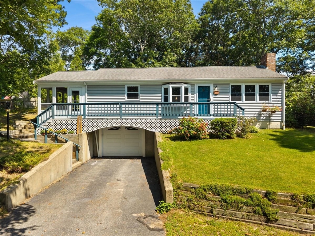 84 Eel Pond Rd Property Photo 1