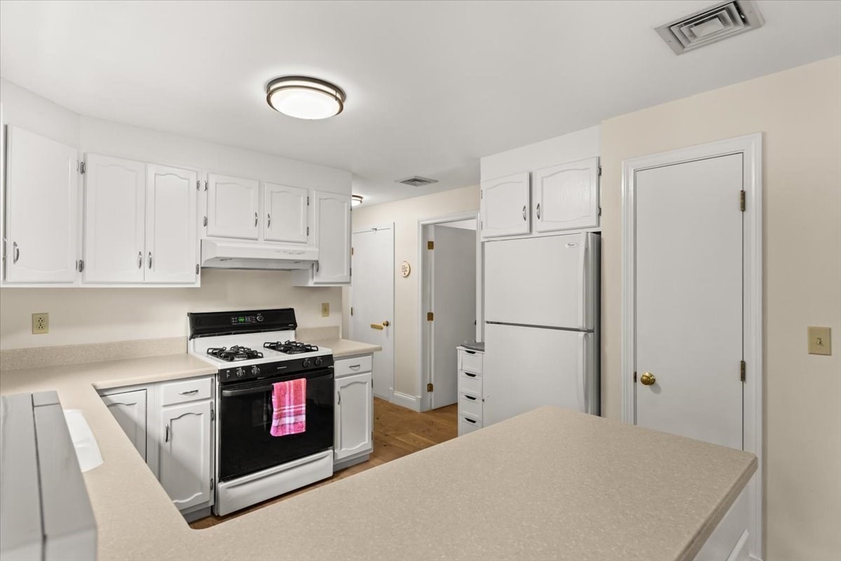 84 Eel Pond Rd Property Photo 13
