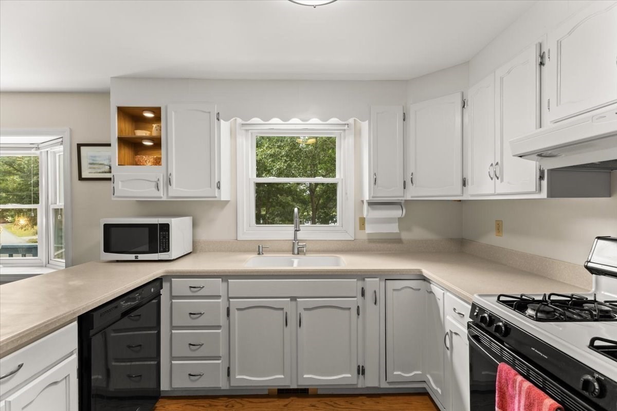 84 Eel Pond Rd Property Photo 14