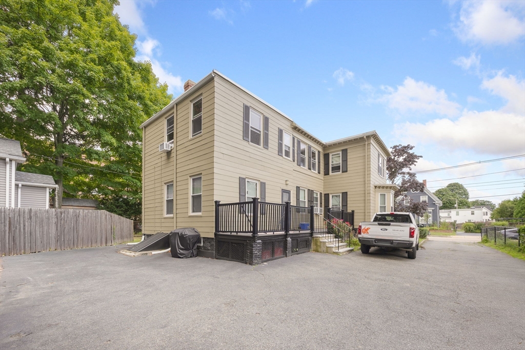 250 Tremont St Property Photo 2