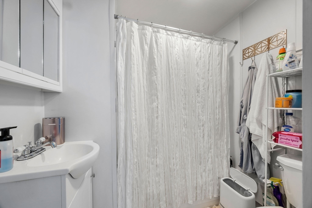 250 Tremont St Property Photo 6