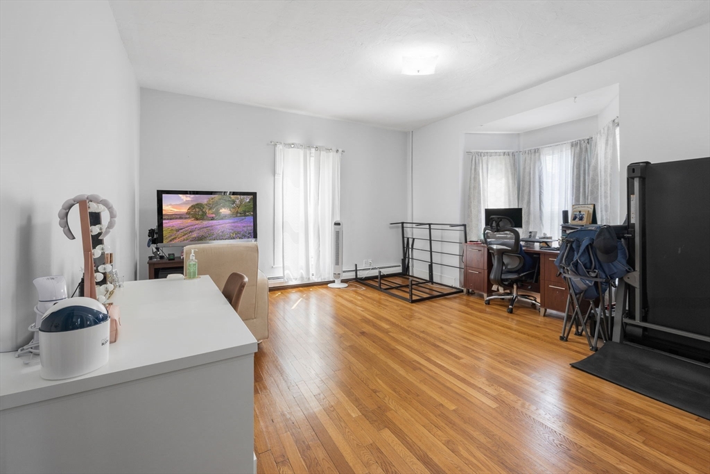 250 Tremont St Property Photo 8