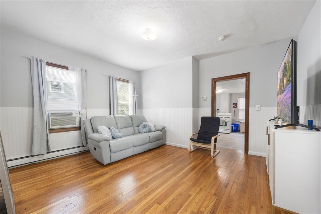 250 Tremont St Property Photo 12