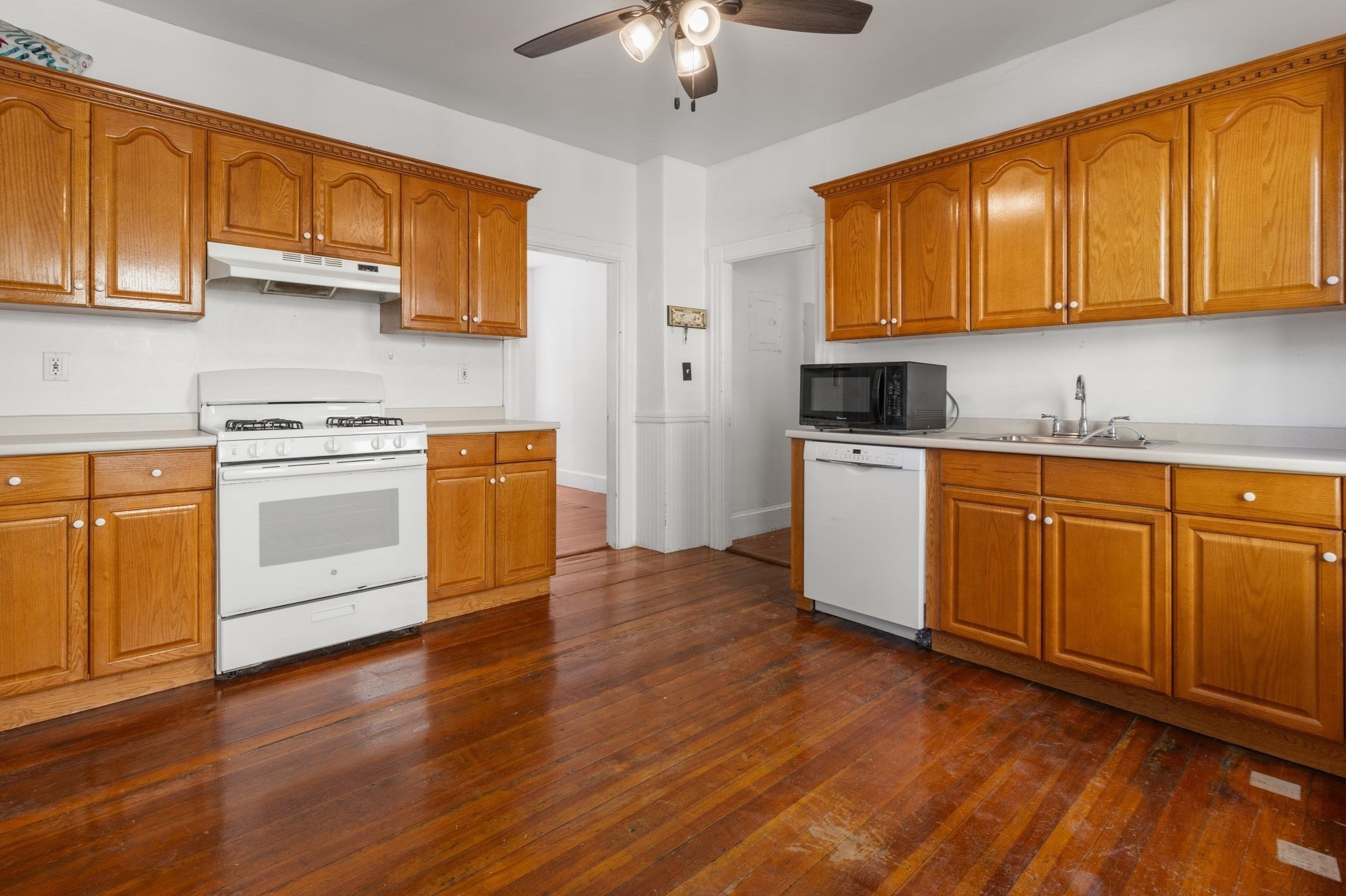 78 Brooks St Property Photo 33