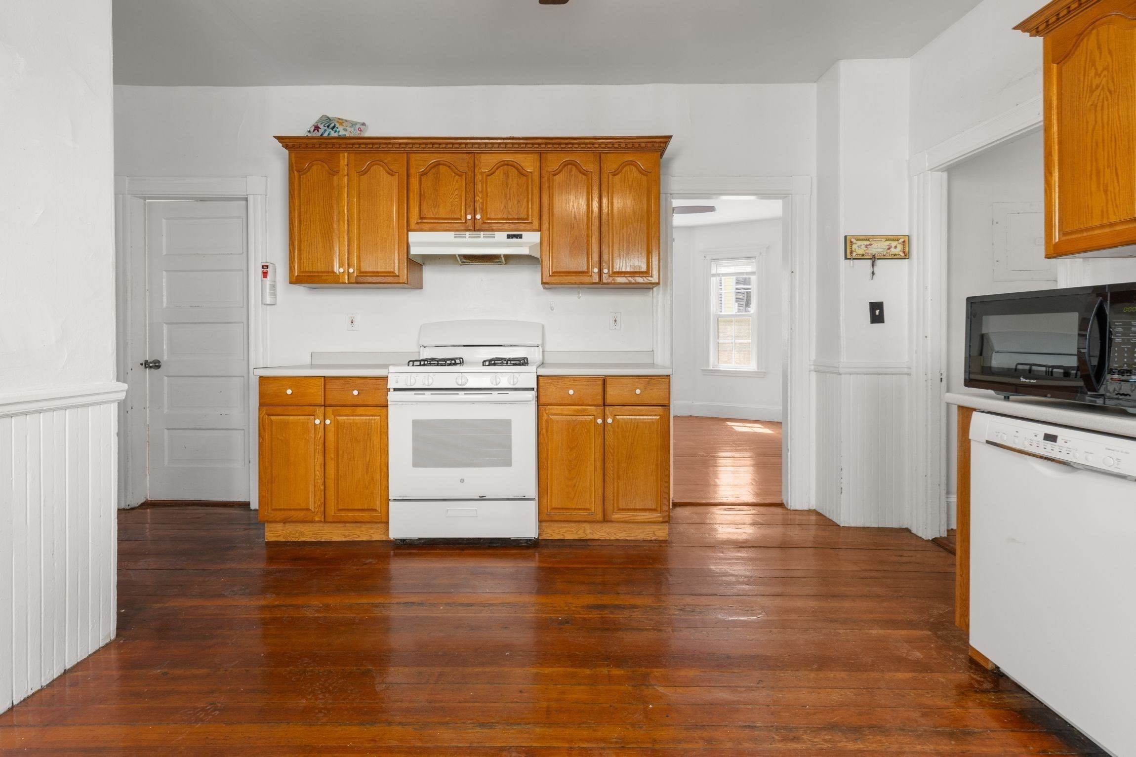 78 Brooks St Property Photo 36