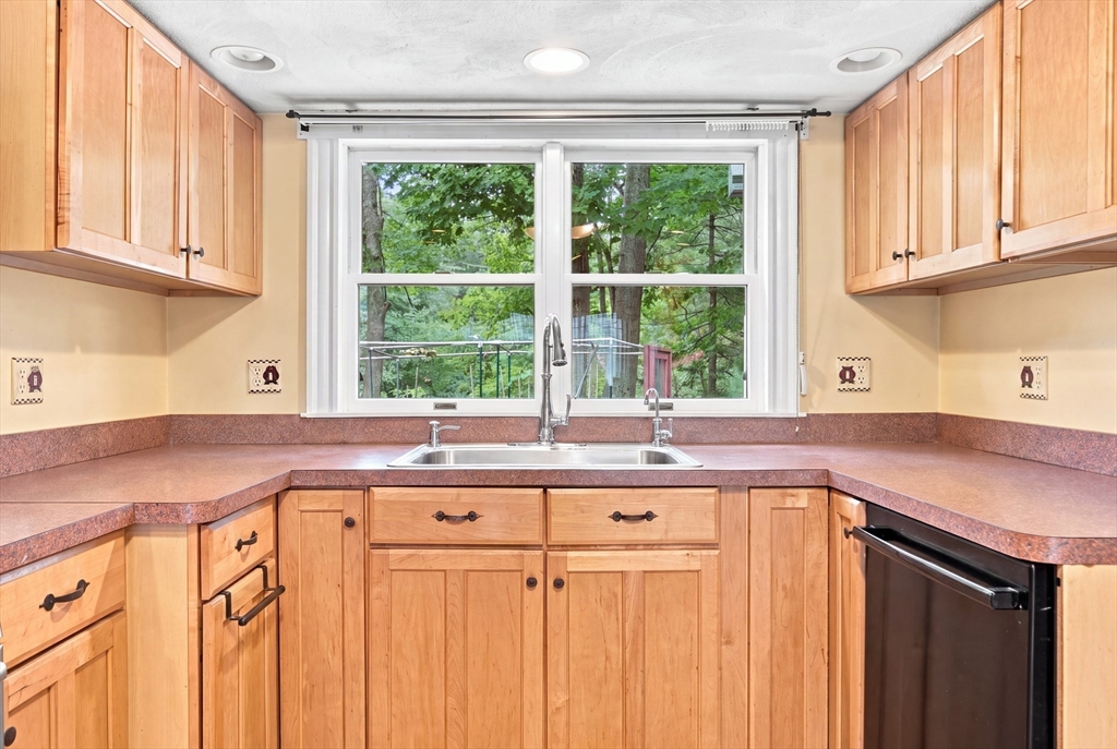 18 Gordon Rd Property Photo 17
