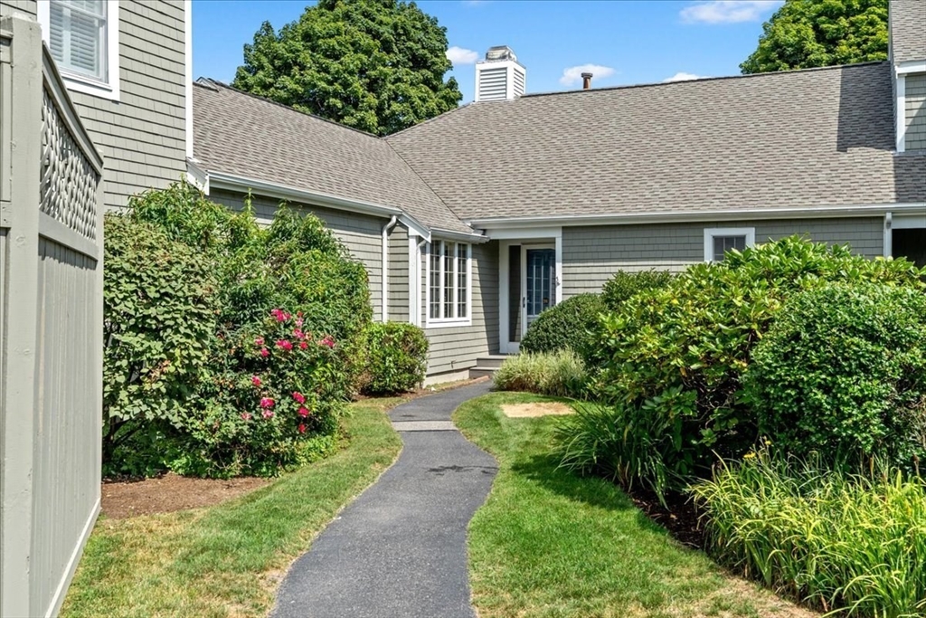 56 Floret Cir # 56 Property Photo 1