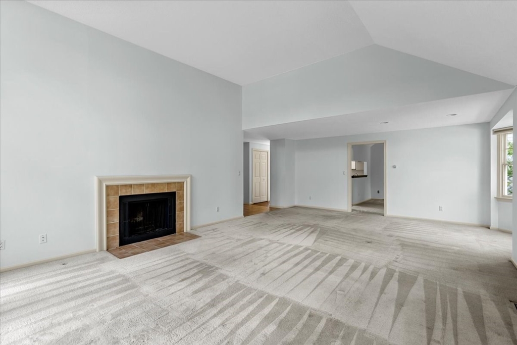 56 Floret Cir # 56 Property Photo 3