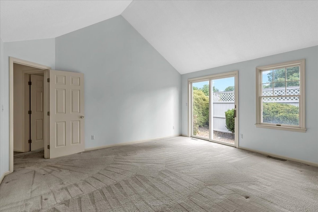 56 Floret Cir # 56 Property Photo 10
