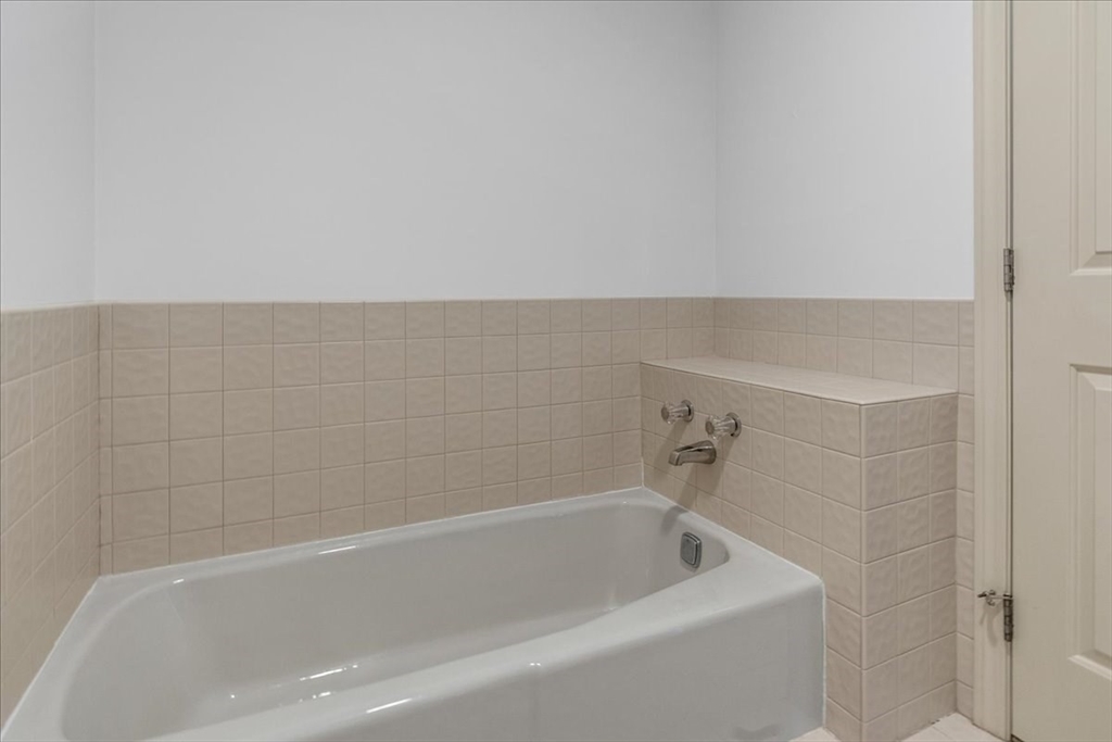 56 Floret Cir # 56 Property Photo 14