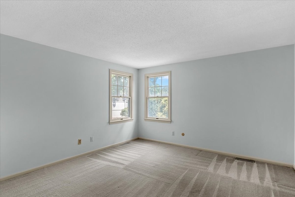 56 Floret Cir # 56 Property Photo 15