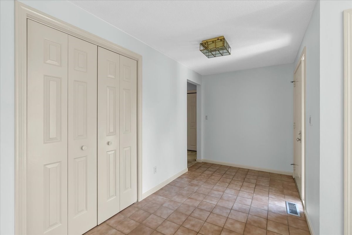 56 Floret Cir # 56 Property Photo 17